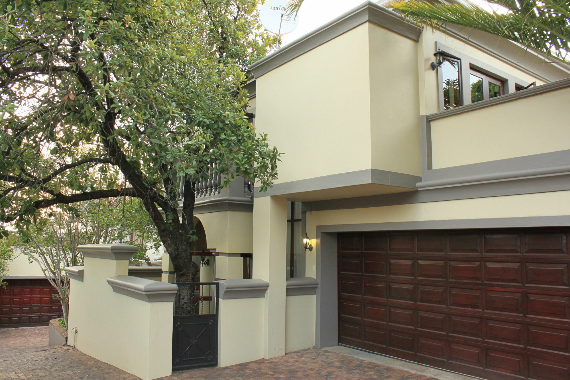 Villa Lugano Guesthouse Johannesburg Bagian luar foto