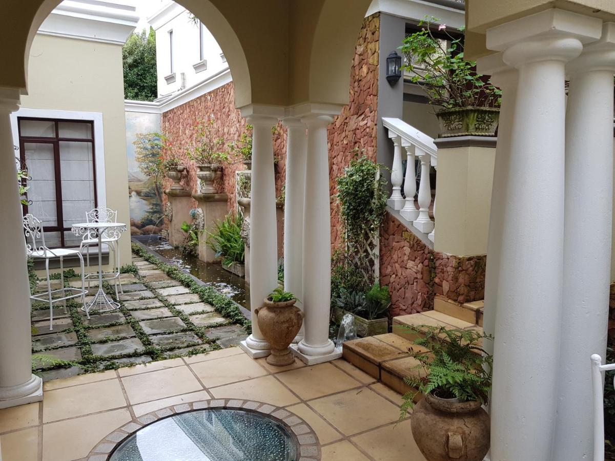 Villa Lugano Guesthouse Johannesburg Bagian luar foto